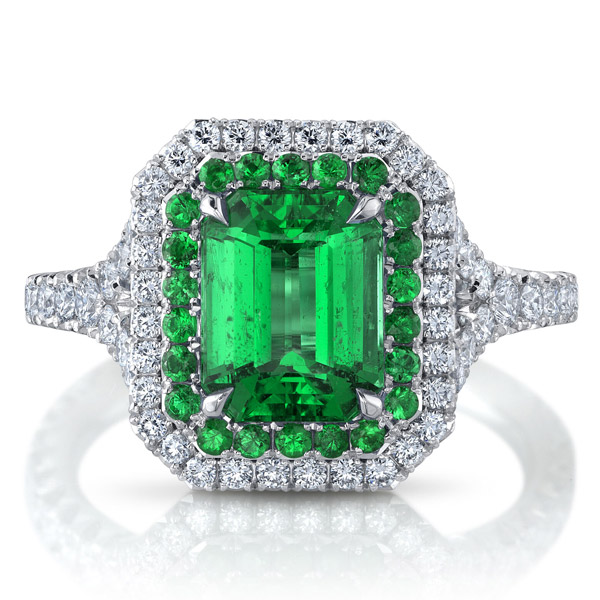 Omi Prive emerald ring