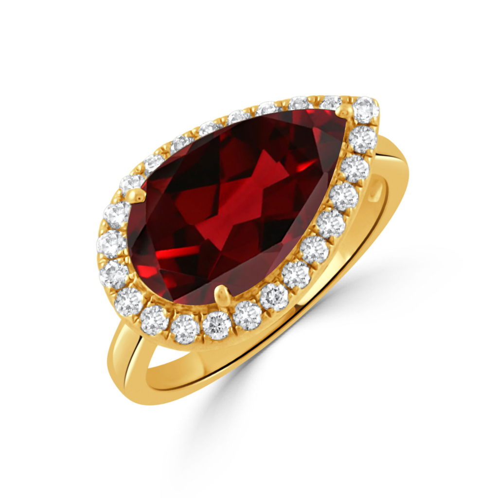 Doves garnet gold ring