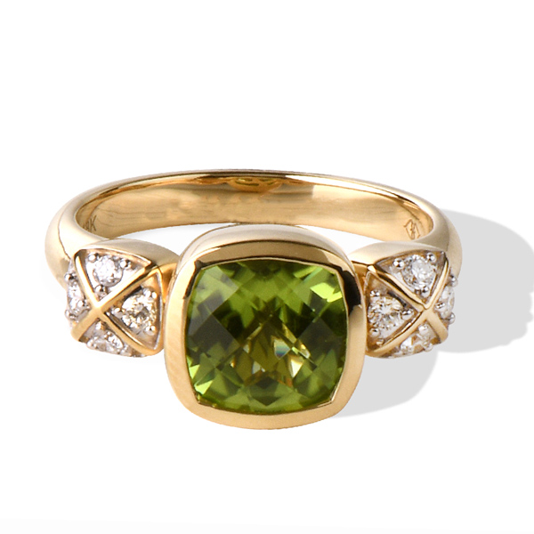 Lolovivi peridot ring