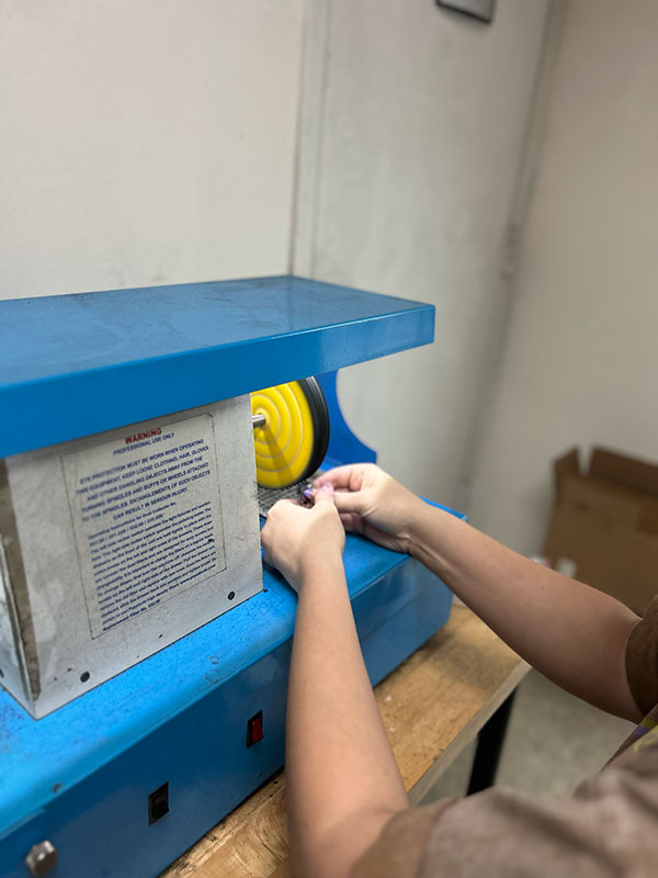 Polishing platinum ring