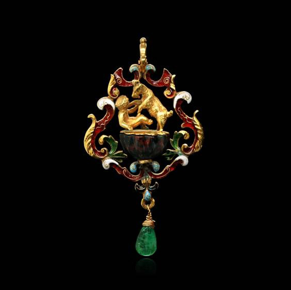 Medici pendant