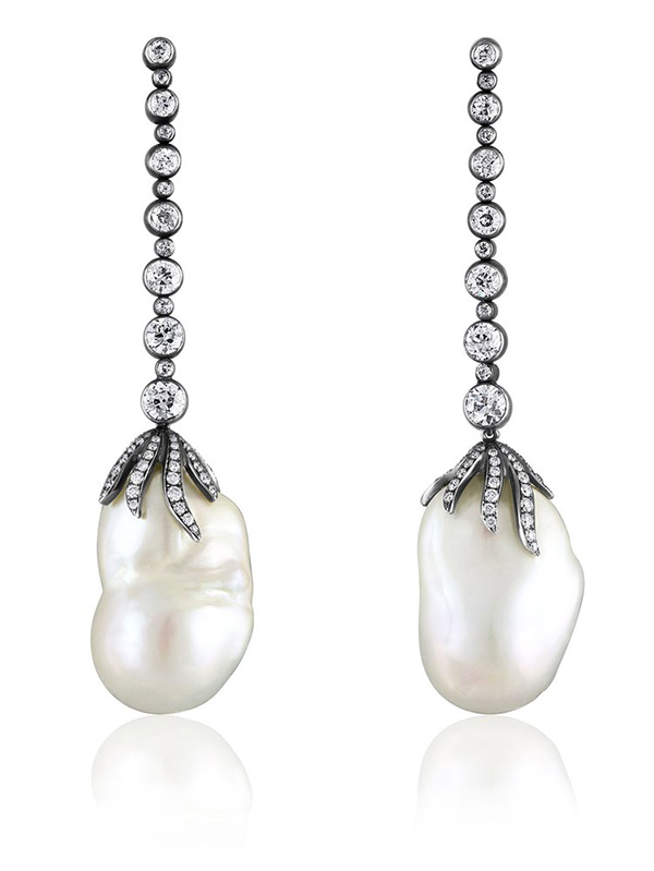Mindi Mond Freshwater pearl earrings