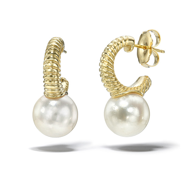 Retrouvai pearl earrings