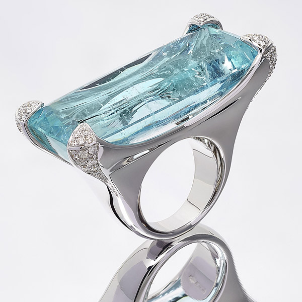 Sanalitro aquamarine ring
