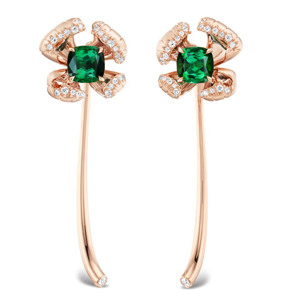 Lindsey Scoggins flower earrings