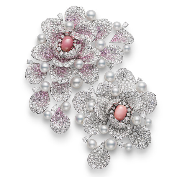 Mikimoto Los Petales brooch Mikimoto Les Petales brooch