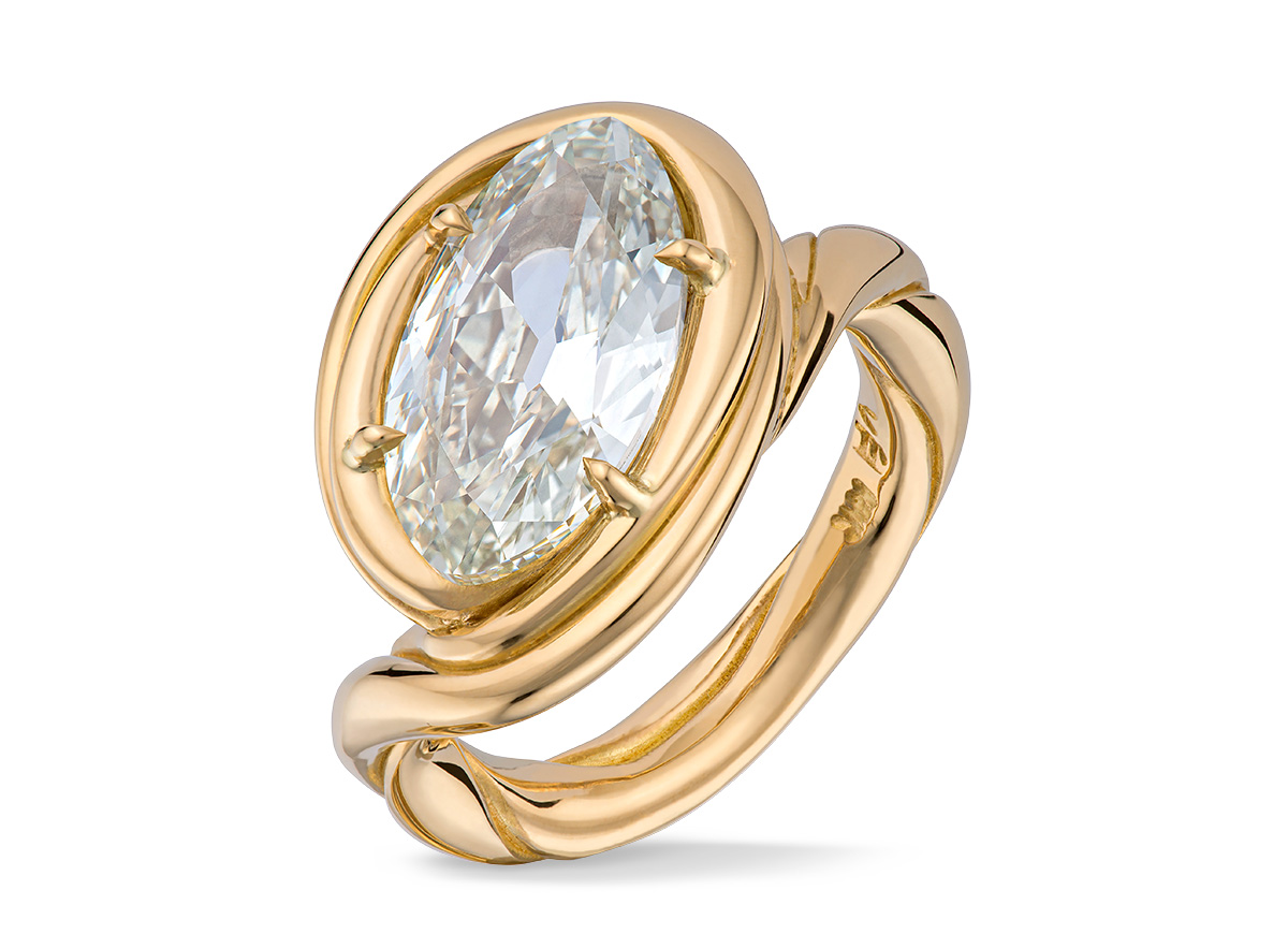 Diamond Jewelry Vanessa Fernandez curva twist elongated oval diamond ring