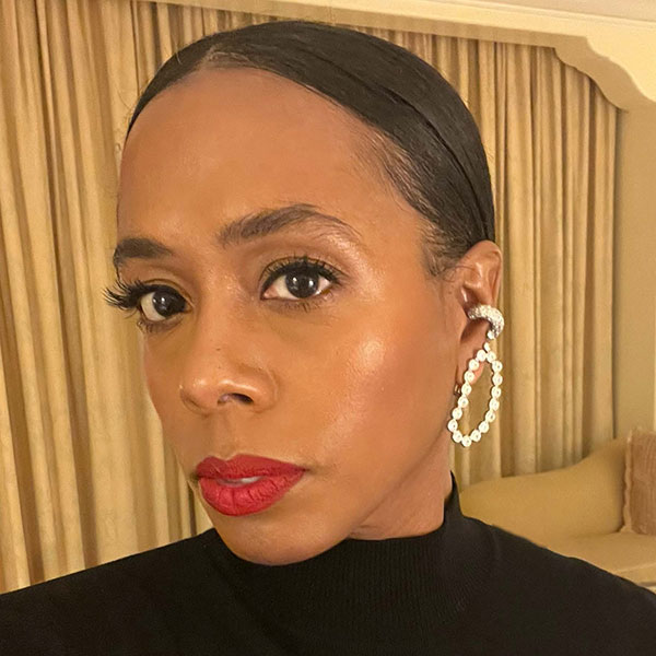 Nicole Martine Chapoteau