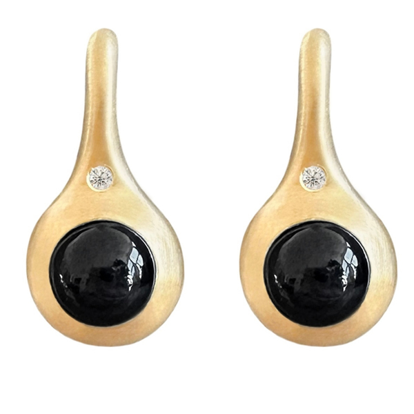 Sunlit onyx droplet earrings