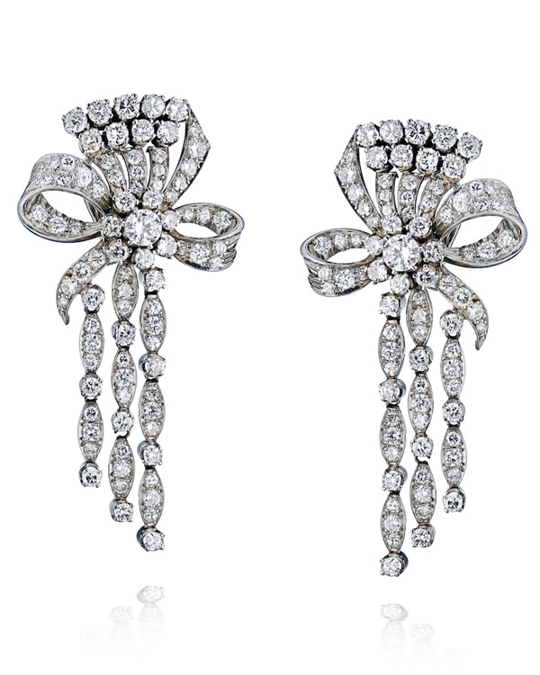 The Back Vault bow earrings