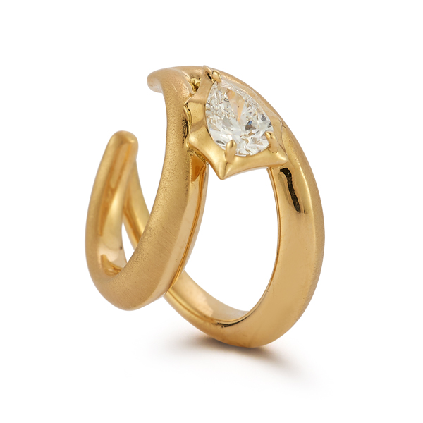 Jade Trau ear cuff Jade Trau ear cuff