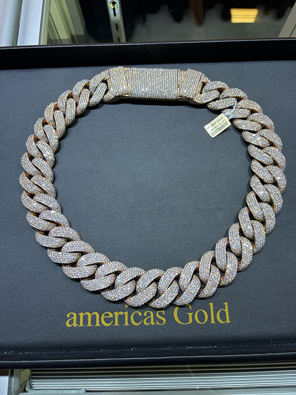 America's Gold Cuban chain America's Gold Cuban chain
