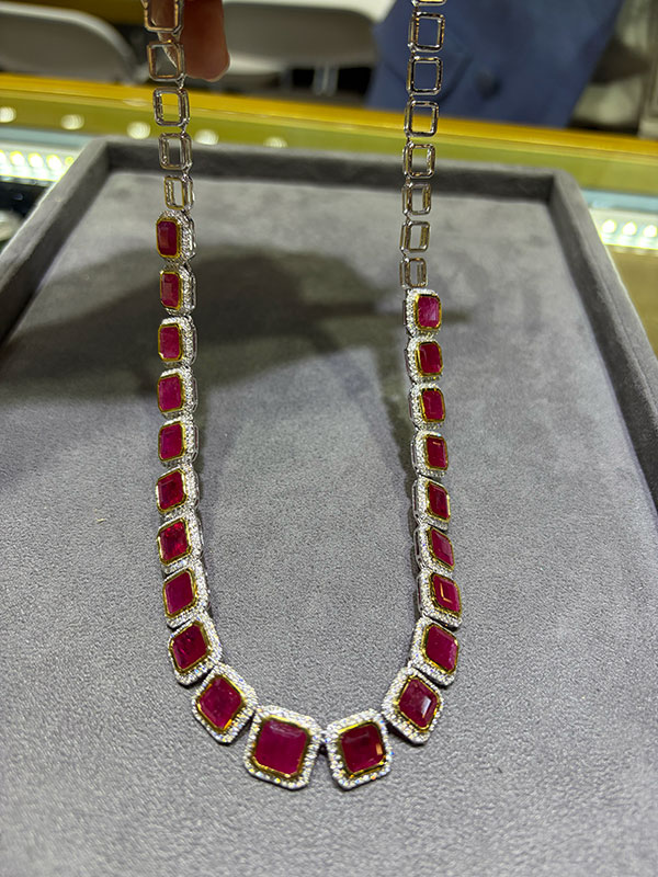 Golden Stone ruby necklace Golden Stone ruby necklace