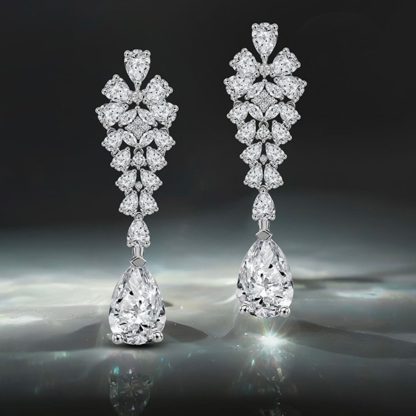 Hassanzadeh earrings Oscar
