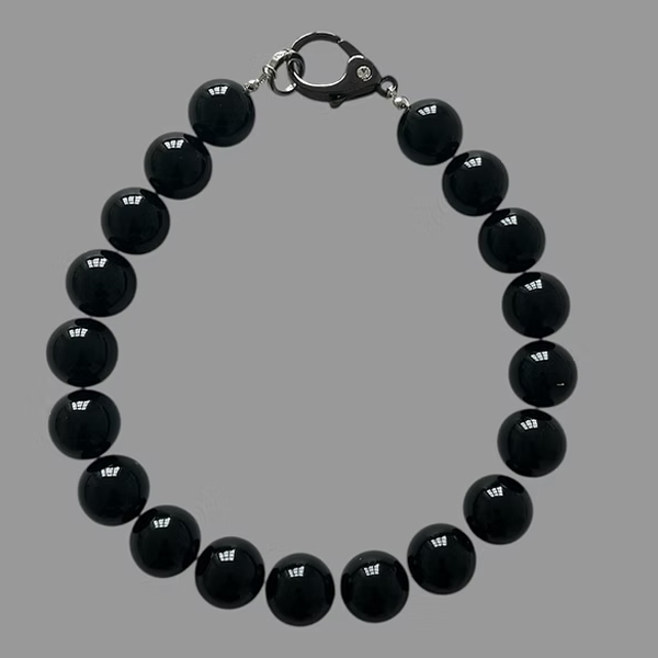 Hera bead necklace