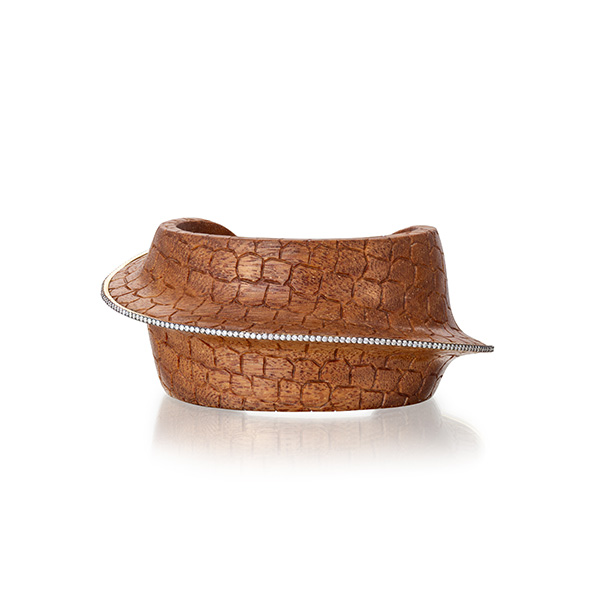 Silvia Furmanovich Fauna cuff