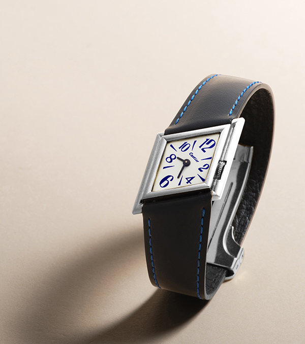 Cartier London Tank Asymetrique