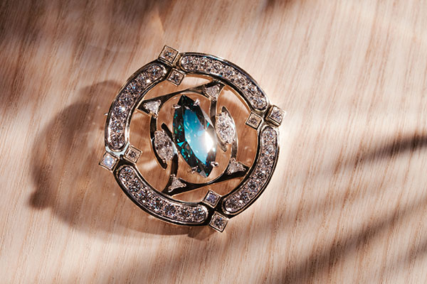 Didris Oscars brooch