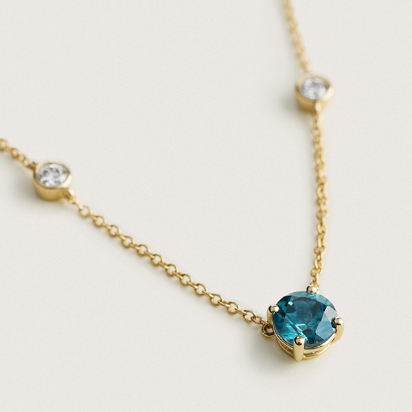 Blue Nile Montana necklace