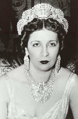 Queen Nazli