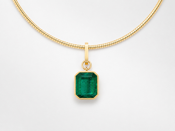Sarah Rabie emerald pendant torque Sarah Rabie emerald pendant torque