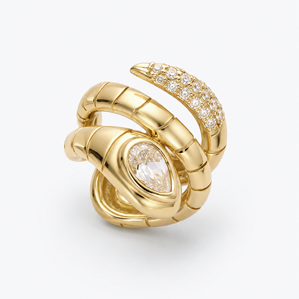 Henia Danielle ear cuff Henia Danielle ear cuff