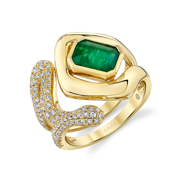 Shay Zar emerald diamond bezel ring Shay Zar emerald diamond bezel ring