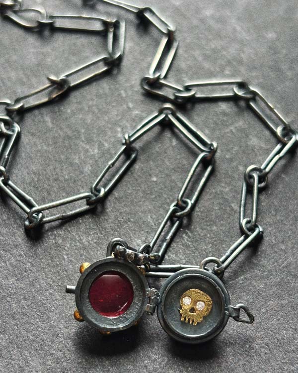 Estudio Zanny locket Estudio Zanny locket