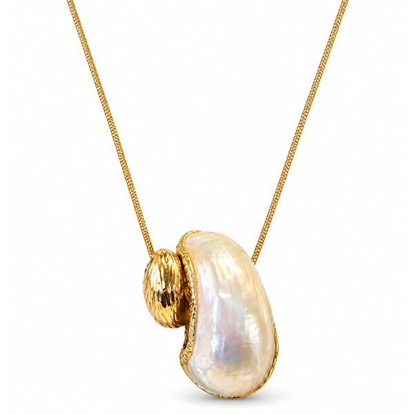 Pacharee MOP Wave Chain Necklace Pacharee MOP Wave Chain Necklace
