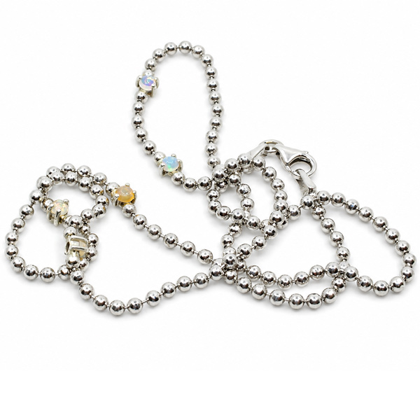 Sanct Desiderata opal necklac