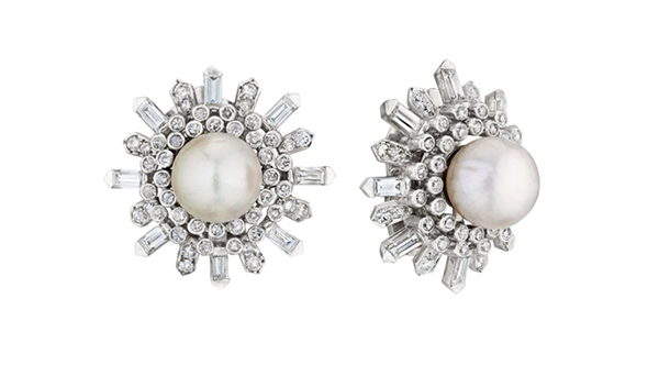 Serpentine VCA pearl studs